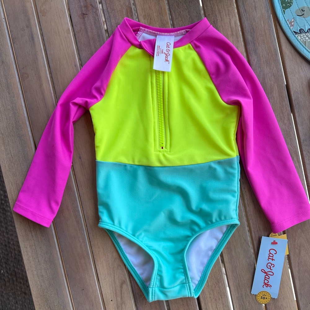 NWT swimsuit - Picture 5 of 5